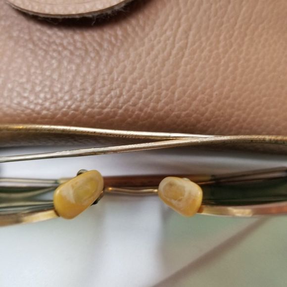 Vintage Ray-Ban bullet hole sunglasses - Picture 5 of 8